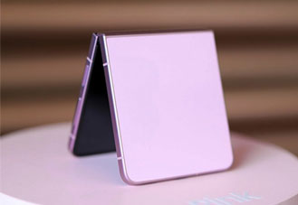 Samsung Galaxy Z Flip8 สัมผัสแรก มือถือจอพับบางเบาขึ้น พร้อม Exynos 2600 ราคาเริ่ม 42,900 บาท